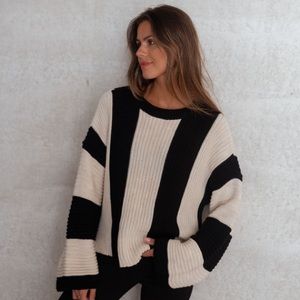 Easy Clothes Ecru and Black Masson Sweater